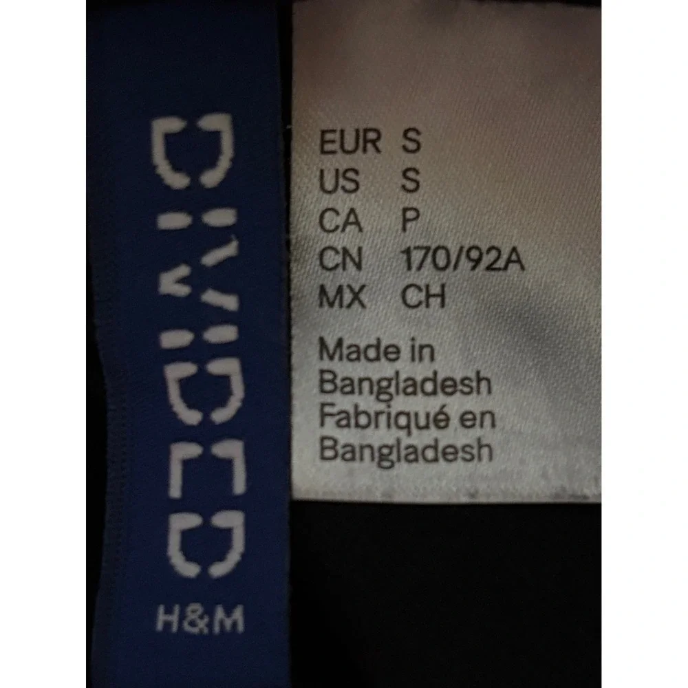 H&M Divided Germany‎ Long Sleeve Shirt Mens Small Black Excellent Graphic Tee